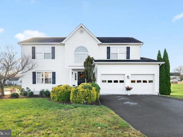 412 Lilys Way, Winchester, VA 22602