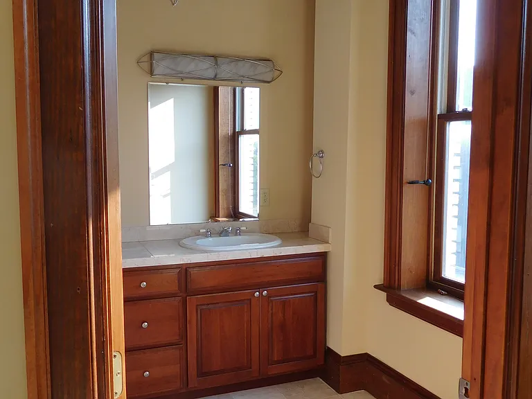 1280 Market St #403 — Photo 11