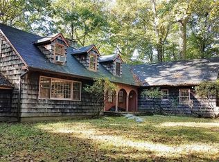 162 Barnegat Rd, Pound Ridge, NY 10576