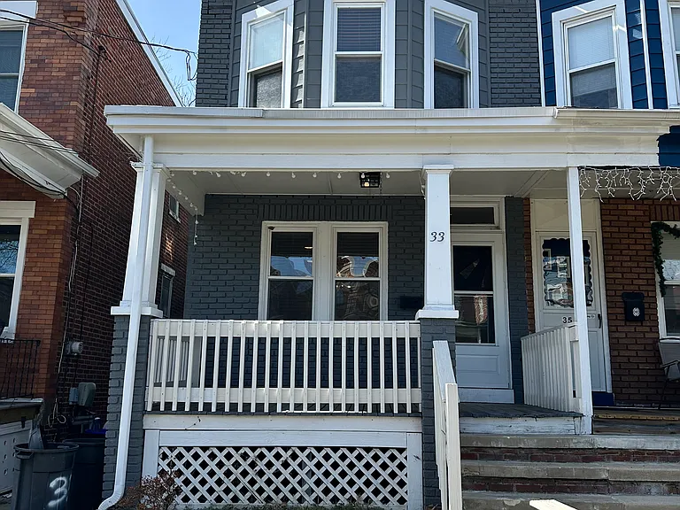 33 E Collings Ave — Photo 1