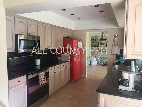 4th image of 5920 NE 21st Way