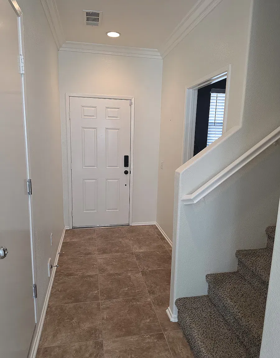 2007 N Colony Way — Photo 2