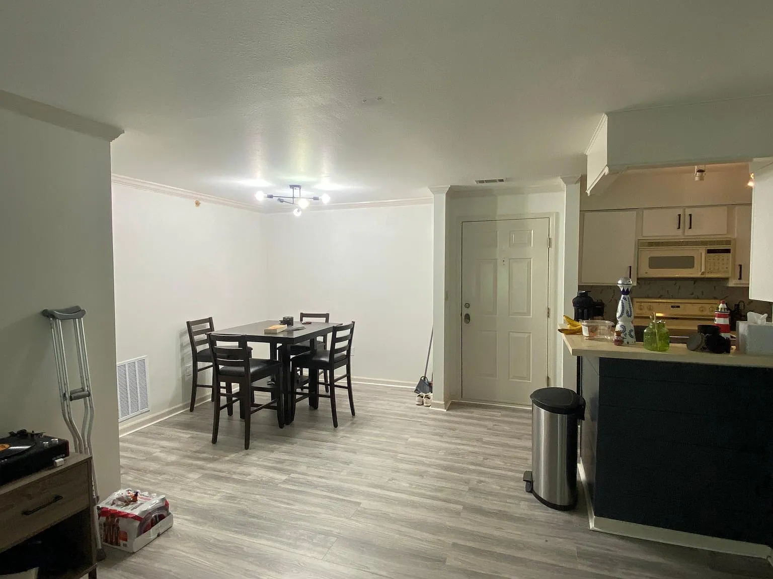 2 bed, 1224 sqft, $2,000 — Photo 3