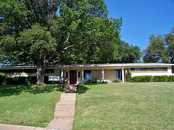 2nd image of 4063 Hildring Dr W