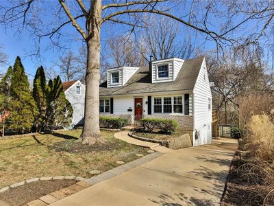 1018 Diversey Dr, Saint Louis, MO, 63126