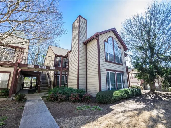 1107 Sandy Lane Dr, Johns Creek, GA 30022