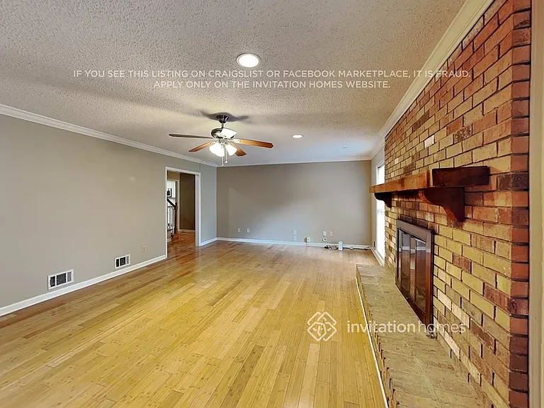 6297 Queens Ct — Photo 7