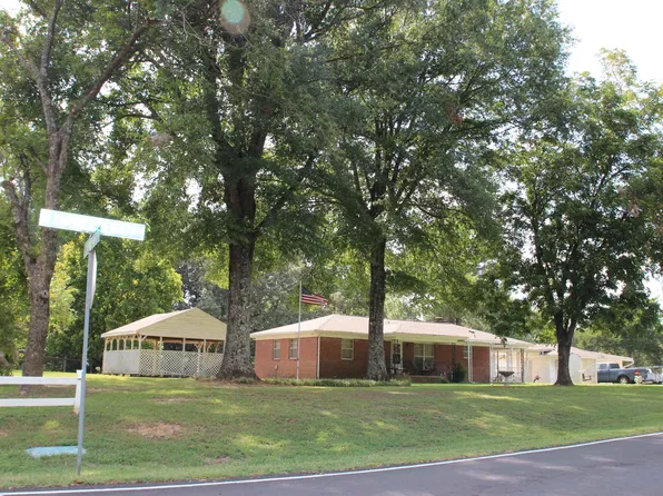 291 Thunderbird Dr N, Hernando, MS 38632