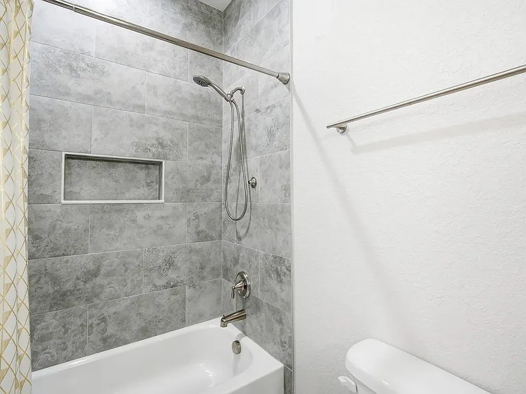 2904 Banza St — Photo 15