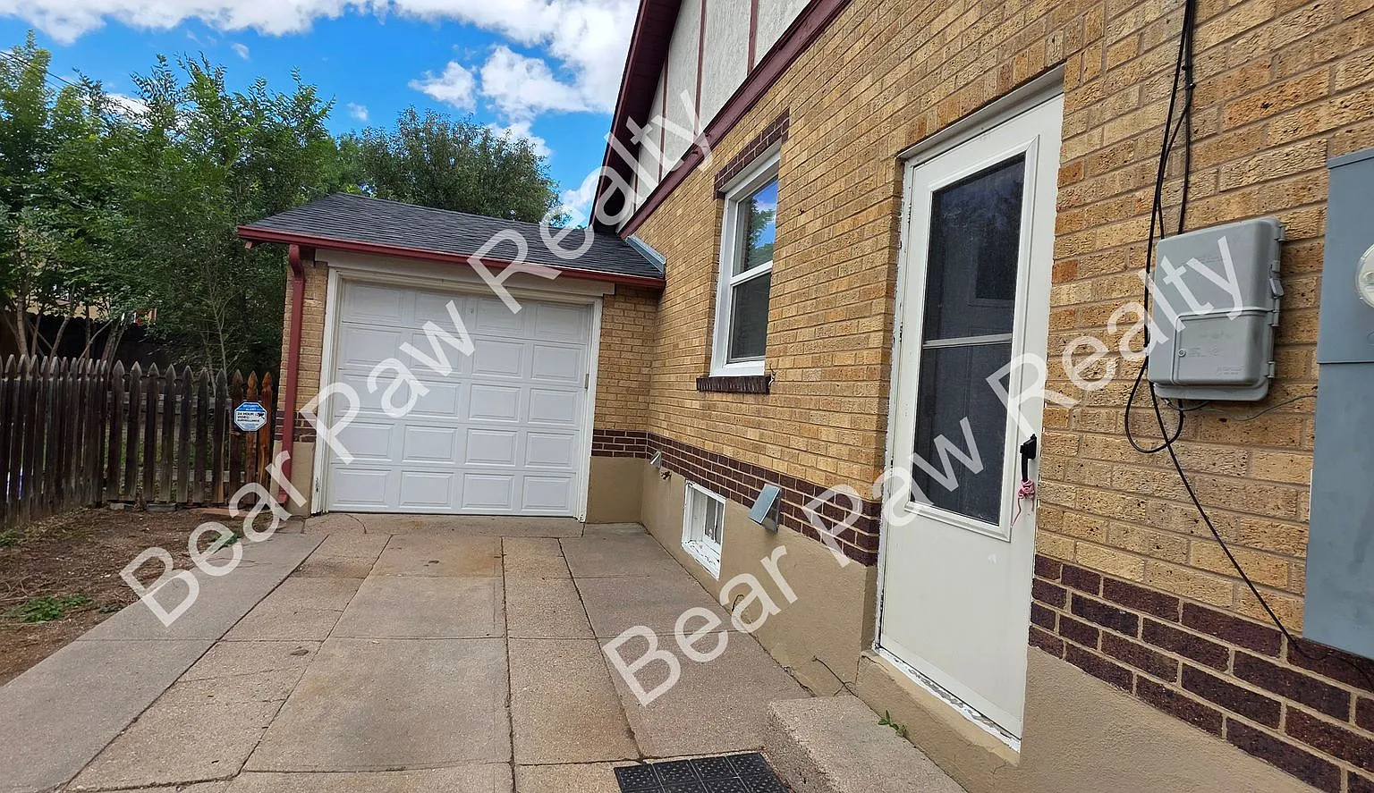 3512 Moore Ave BSMT — Photo 1
