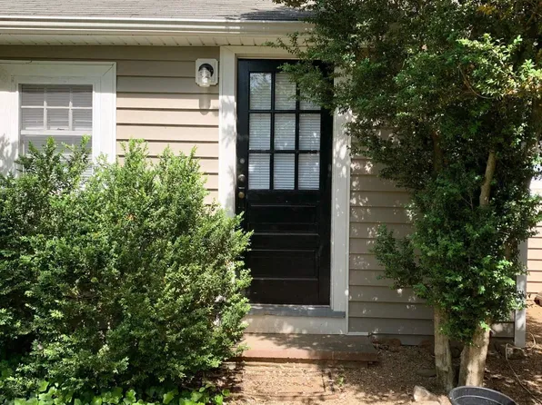 111 Chelsea Dr #5, Charlottesville, VA 22903