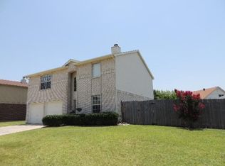 4012 Appleyard Dr, Fort Worth, TX 76137