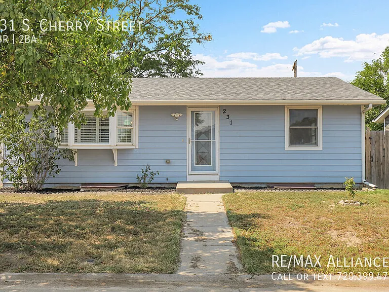 231 S Cherry St — Photo 1