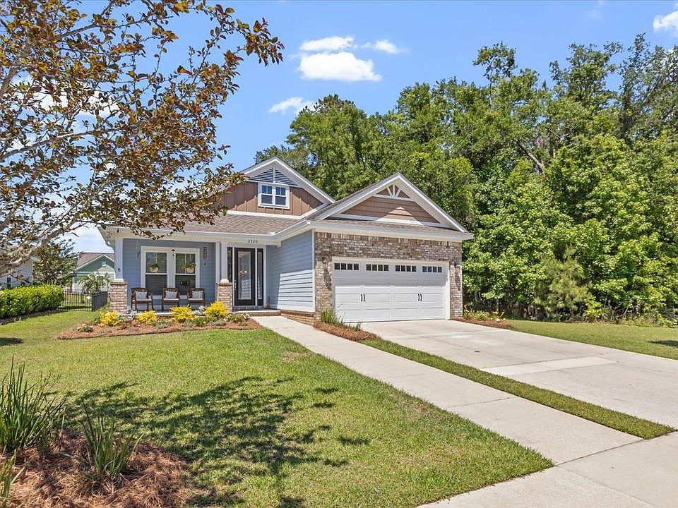 1st image of 2520 Goldenrod Way