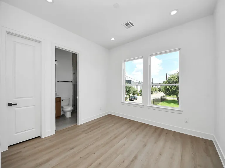4607 Gunter St #B — Photo 19