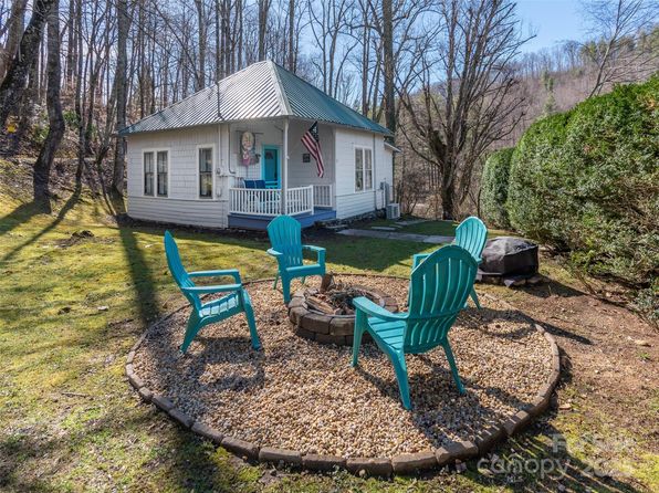 53 Chad Crawford Rd, Balsam, NC 28707