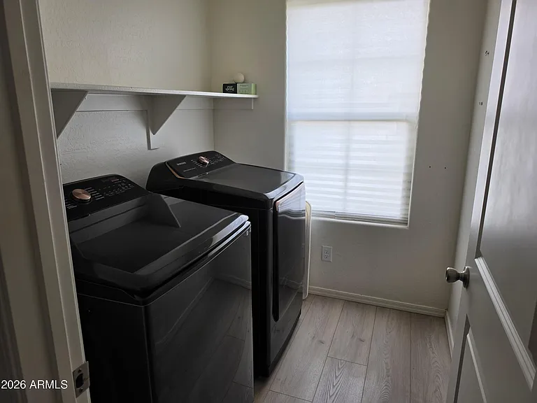 36502 W San Ildefanso Ave — Photo 5
