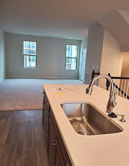 214 Timber Forest Ln — Photo 6