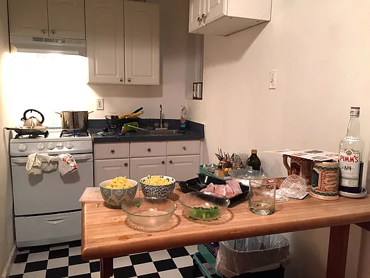 Rented by Mason Group LLC | media 17