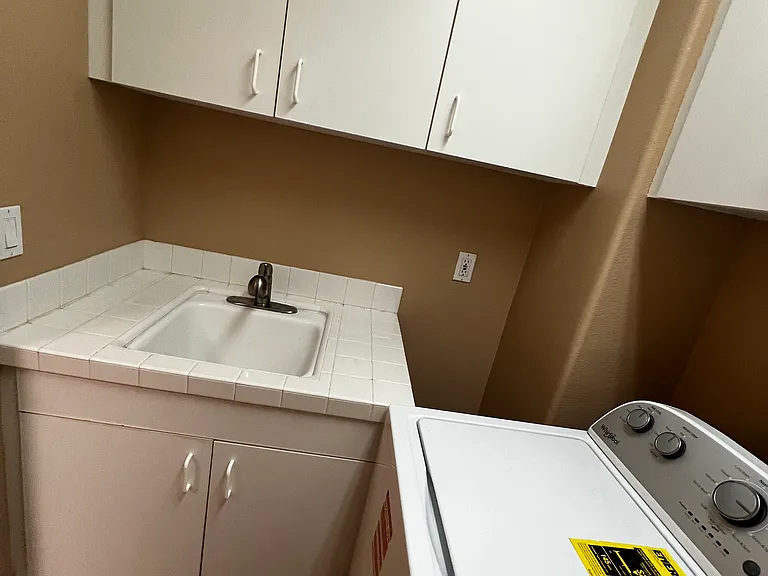 2357 Brookshire Ln — Photo 52