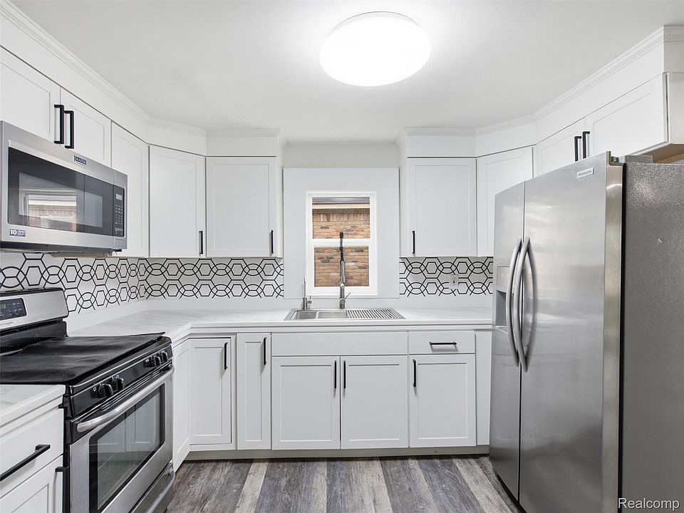 1039 Ennest Blvd, photo 3