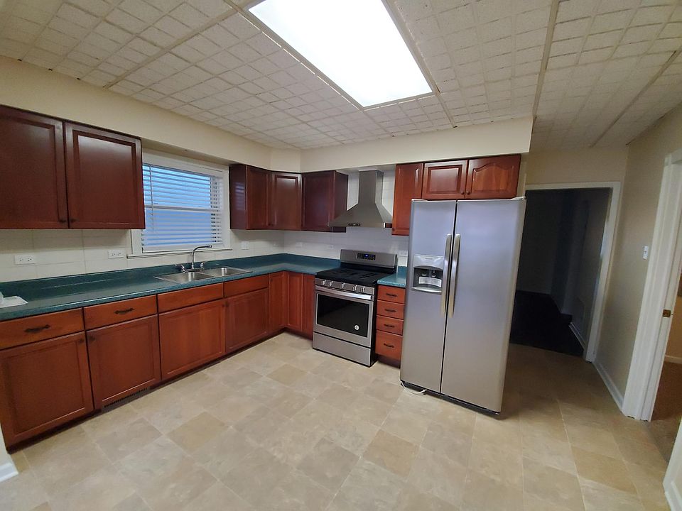1st image of 7310 W Diversey Ave #1