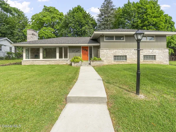 315 S Main Avenue, Albany, NY 12209