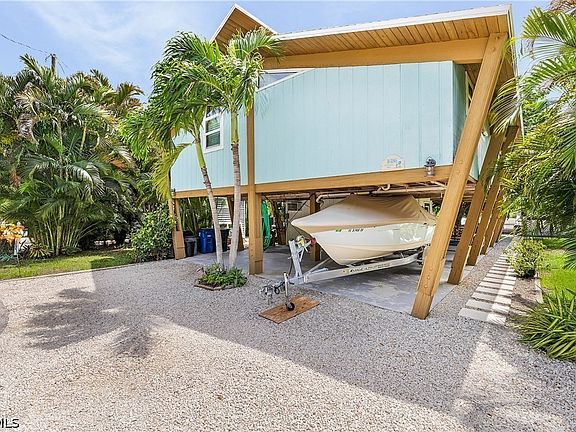3rd image of 16186 Antigua Way