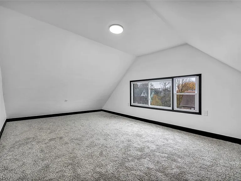 12001 Oakview Ave #UP — Photo 5