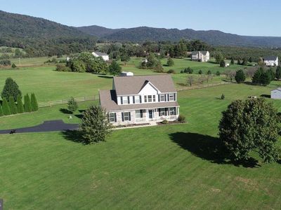 1365 Summerswood Dr, Saint Thomas, PA, 17252