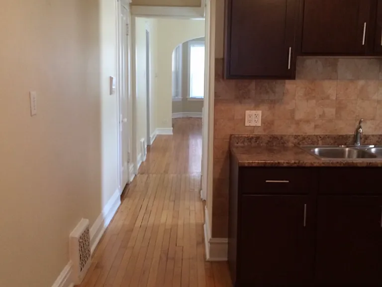 4106 N Damen Ave #1 — Photo 4
