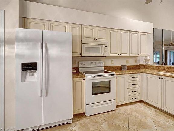3rd image of 14300 Hickory Links CT #1826