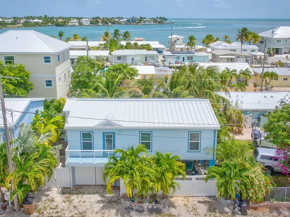 11745 2nd Ave, Marathon, FL 33050