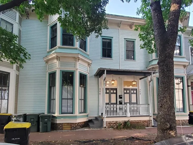306 W Park Ave #B — Photo 2