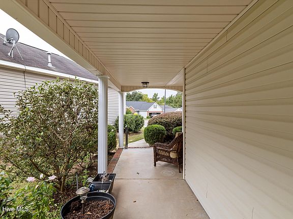 4th image of 2071 Summerton Circle