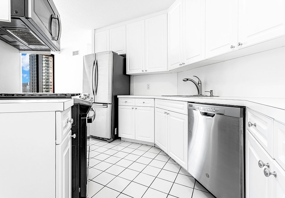 1st image of 245 E 58th St APT 25C