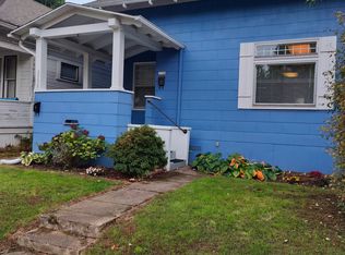 3526 SE Morrison St, Portland, OR 97214