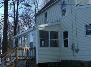 27 Pearce Ln, Ballston Lake, NY 12019