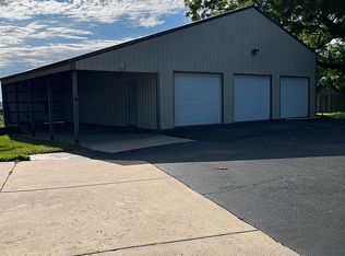 1660 W Guin Rd, Nixa, MO 65714