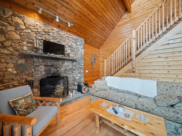 1958 State HWY 212, Moro Plt, ME 04780