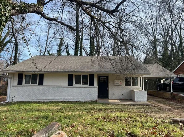 1739 Carter Cir, East Pt, GA 30344