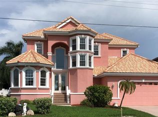 521 Johns Pass Ave, Madeira Beach, FL 33708