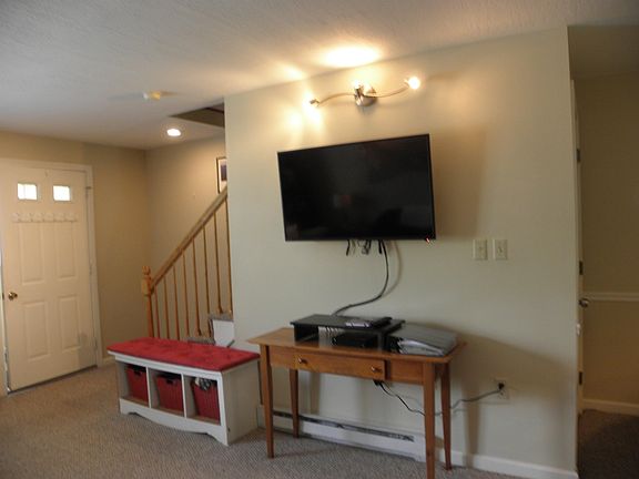 3rd image of 6 Monroe Drive #108
