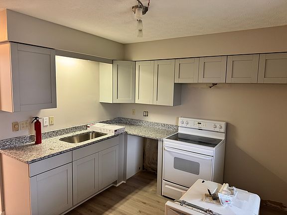 2nd image of 311 Cypress Ave APT B