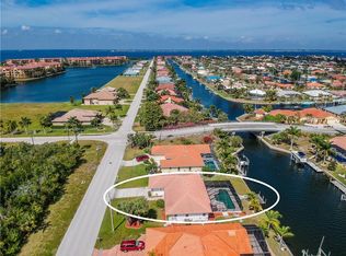 208 Colony Point Dr, Punta Gorda, FL 33950