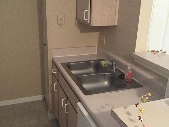 5th image of 709 Secret Harbor Ln Unit 205