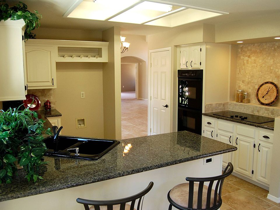 2nd image of 4149 W Orchid Ln