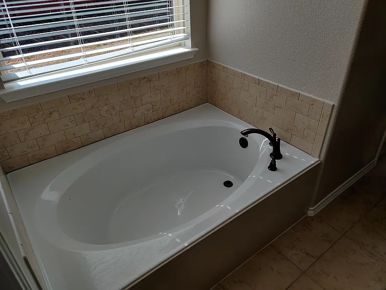 9901 Pronghorn Rd — Photo 17