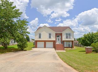 2511 Brenston Dr, Ellenwood, GA 30294