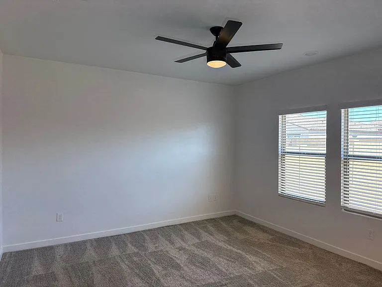 40515 W Chambers Dr — Photo 38
